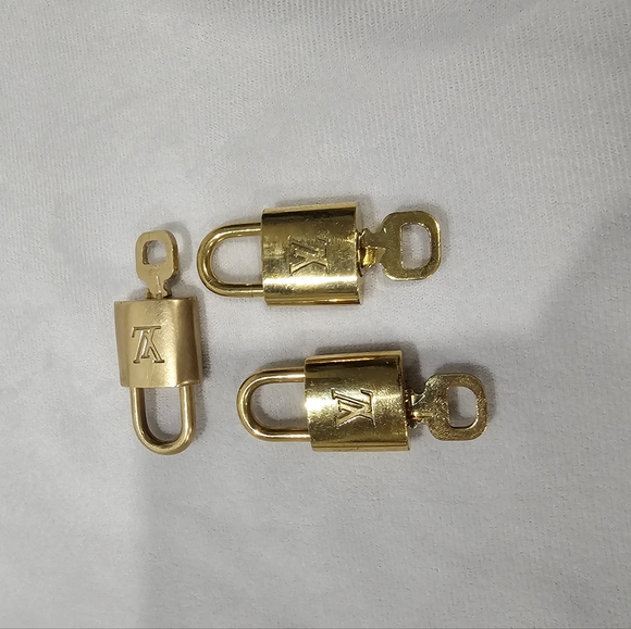 Louis Vuitton LV lock and key - Picture 3 of 3